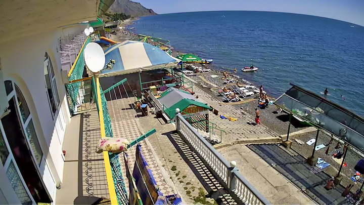 Онлайн веб-камера на пляже гостевого дома «Джелип» (Морское, Крым)
